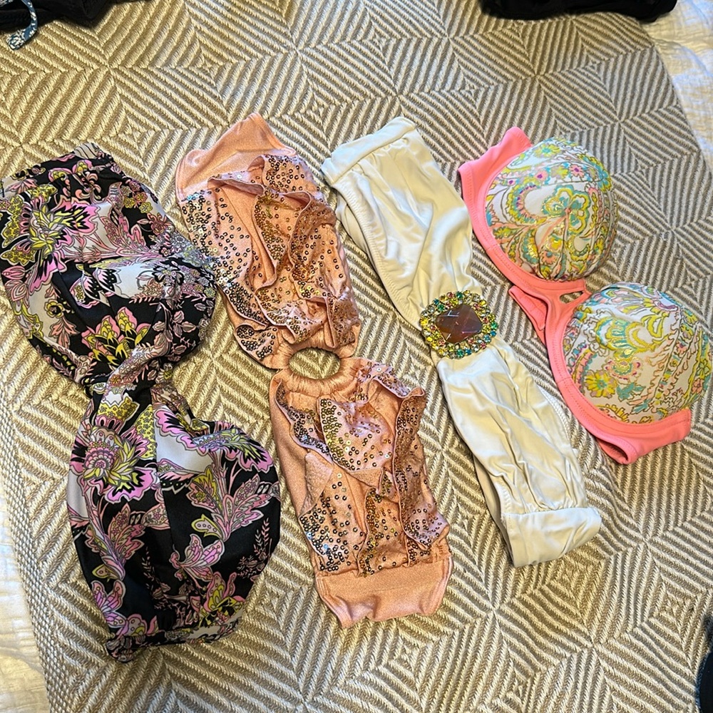 Swimsuit tops
